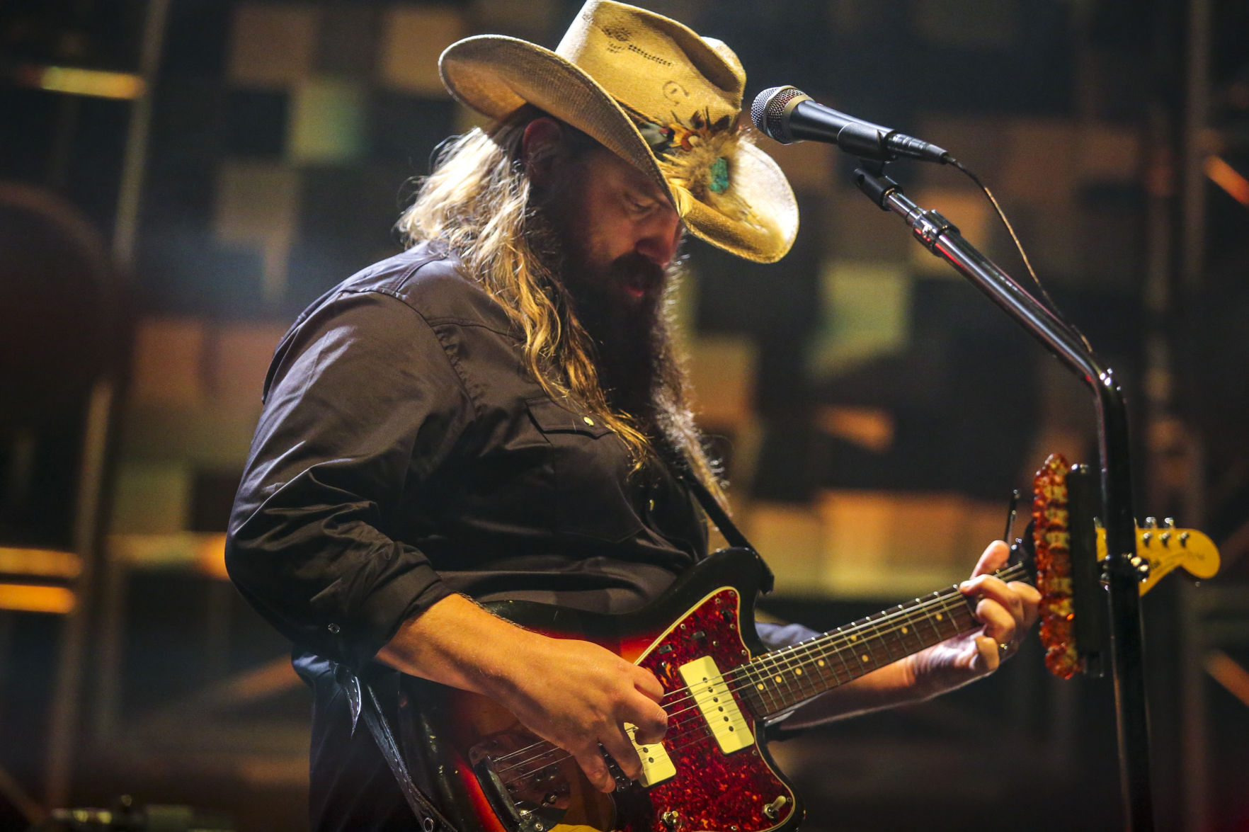 100517-CHRIS-STAPLETON-010